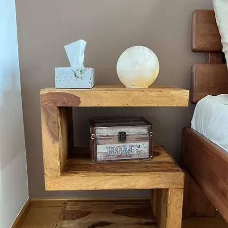 Lägenhet In Historical Center With Park View